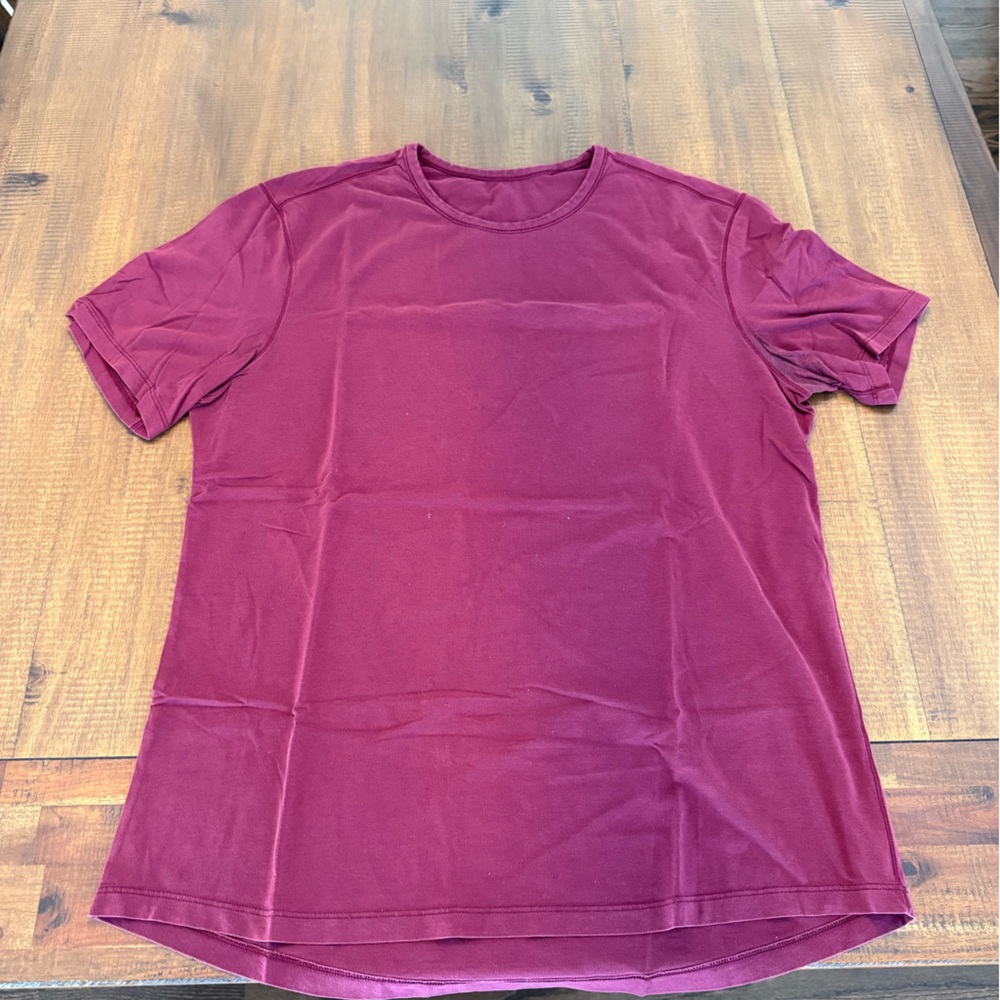 Lululemon 5 years basic t shirt red size XL